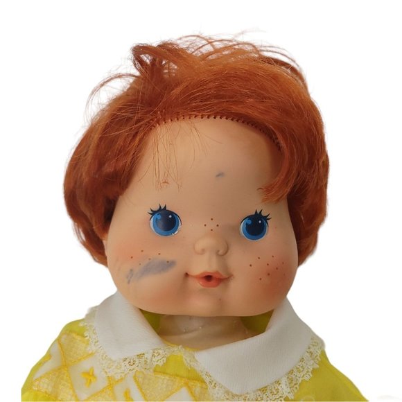 Vintage 1982 Kenner Strawberry Shortcake Doll American Greetings 14" Toy Vinyl - Picture 10 of 12